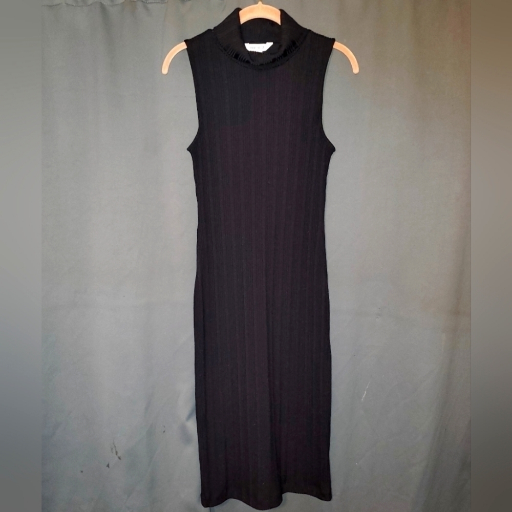 BLACK MAXI TURTLE NECK DRESS Size Medium Nine West